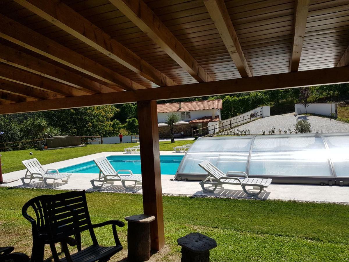 Quinta Da Tormenta -14 Pessoas- Cabeceiras De Basto 2 Casas E Piscina Privada 빌라 외부 사진